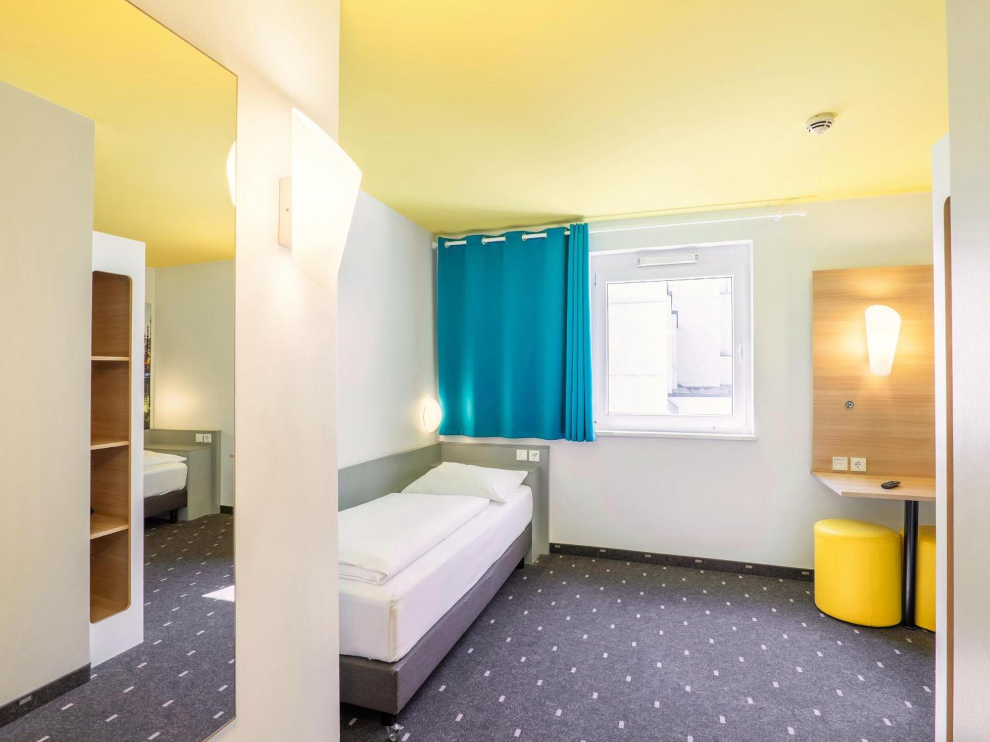 B&B Hotel Ludwigshafen Exterior photo
